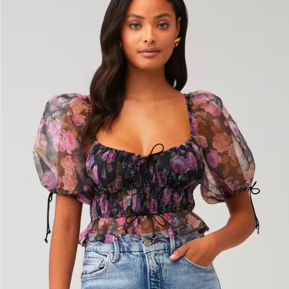 For love and lemons puff sleeve floral top